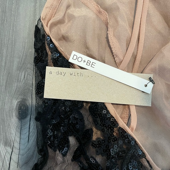 DO+BE Black Sequin Low Back Cocktail Dress - Picture 3 of 5